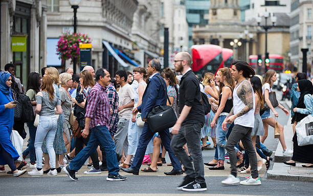 UK Economy Stagnates as War-Induced Energy Shock Threatens Further Decline